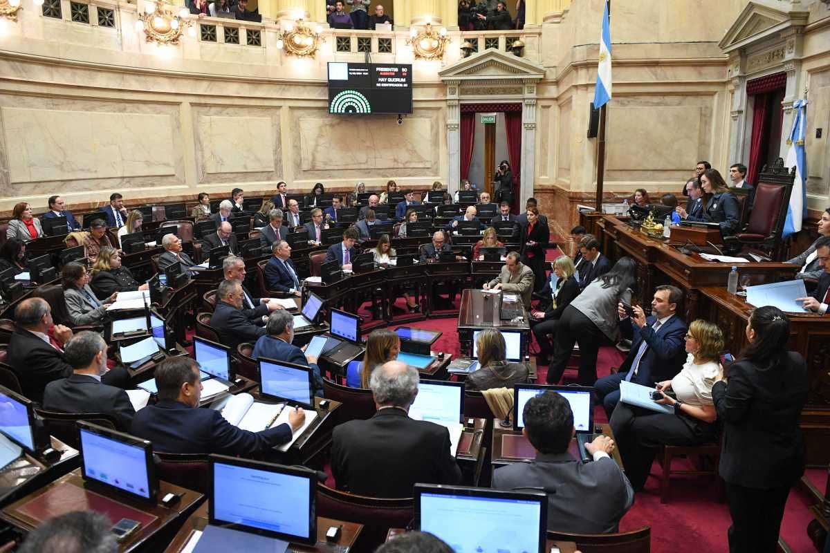 Ley Bases: Villarruel desempató la votación y el proyecto vuelve con cambios a Diputados