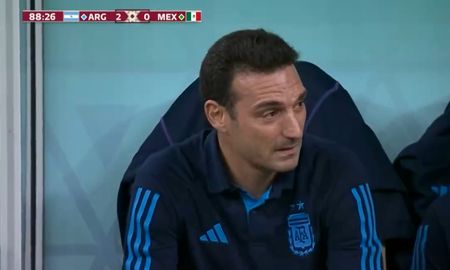Lionel Scaloni lloró en el banco de la Selección Argentina durante el encuentro ante México, por el Mundial Qatar 2022. Lionel Scaloni lloró en el banco de la Selección Argentina durante el encuentro ante México, por el Mundial Qatar 2022.