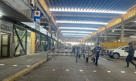 El Mercado de Productores tiene horariod de apertura y cierre. El Mercado de Productores tiene horariod de apertura y cierre.