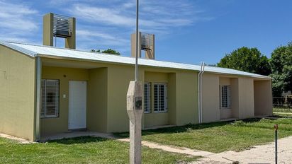 Para cumplir el sueño de 12 familias de Candioti, el Gobierno Provincial sorteó nuevas viviendas