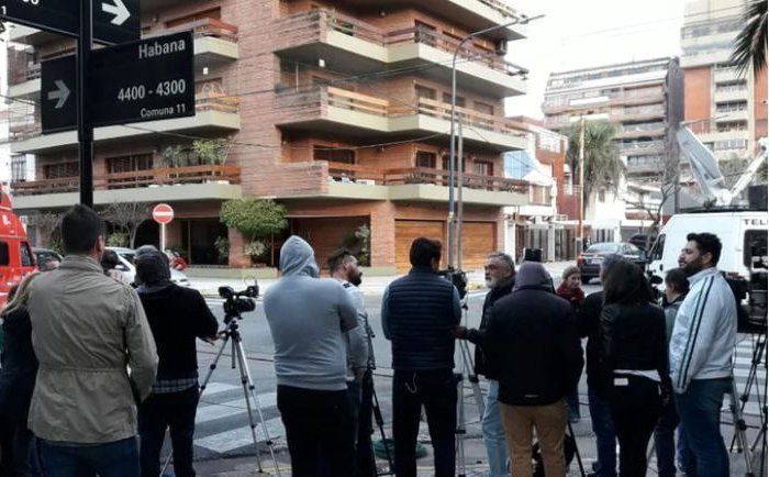 Allanaron el domicilio de Claudia Villafañe, pero no encontraron los objetos que Maradona reclama