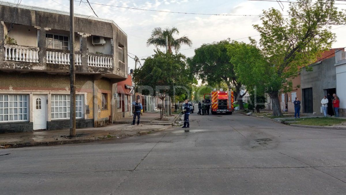 Los vecinos temían por las personas que habitan en la casa de al lado de la explosión.