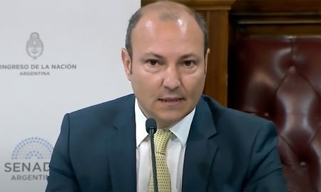 A fines de 2023, Gastón Salmain autorizó al fideicomiso Attila, manejado por Fernando Whpei, la compra de 10 millones de dólares a precio oficial. A fines de 2023, Gastón Salmain autorizó al fideicomiso Attila, manejado por Fernando Whpei, la compra de 10 millones de dólares a precio oficial.
