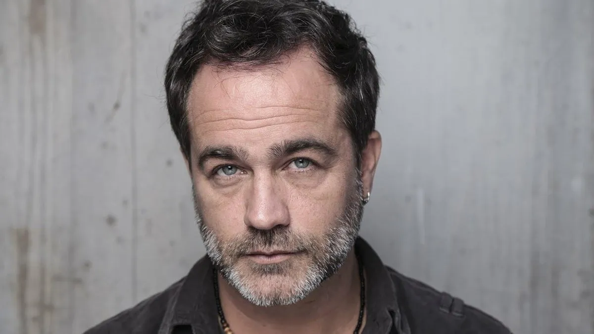 Gastón Pauls regresará con una nueva temporada de Seres Libres.