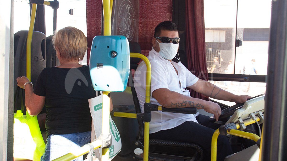 Así las cosas, la tarifa centro costará $33; el boleto escolar, $18,80; la tarifa para jubilados $23,50; y el boleto terciario-universitario $28,20.