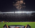 Conmebol resolvió sancionar a Colón tras incumplimientos en materia de seguridad durante el partido ante Peñarol. Conmebol resolvió sancionar a Colón tras incumplimientos en materia de seguridad durante el partido ante Peñarol.