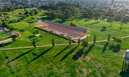 Desde el aire: así quedaría el viejo galpón fosa si se concreta el proyecto de la Asociación Parque Federal de Santa Fe. Desde el aire: así quedaría el viejo galpón fosa si se concreta el proyecto de la Asociación Parque Federal de Santa Fe.