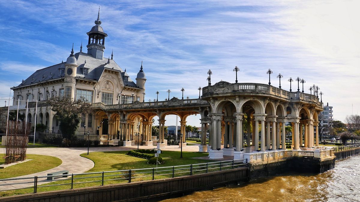 Escapada a la "Venecia de Argentina" en Buenos Aires, entre pequeños canales y senderos, ideal para descansar. Escapada a la "Venecia de Argentina" en Buenos Aires, entre pequeños canales y senderos, ideal para descansar.
