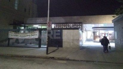 Vandalizaron un sector del Hospital José María Cullen.