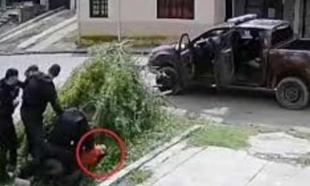 tres policias de parana, golpearon y detuvieron sin razon a un hombre en su propia casa tres policias de parana, golpearon y detuvieron sin razon a un hombre en su propia casa