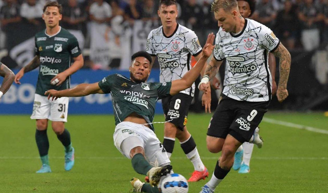Deportivo Cali recibe a Corinthians, un cruce que interesa a Boca en la Copa Conmebol Libertadores