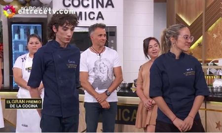 Mica Lapegüe, la hija de Sergio Lapegüe, ganó El gran premio de la cocina famosos. Mica Lapegüe, la hija de Sergio Lapegüe, ganó El gran premio de la cocina famosos.