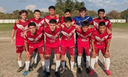 Adelante venció en el clásico a Racing. Foto: Tiempo de Fútbol. Adelante venció en el clásico a Racing. Foto: Tiempo de Fútbol.