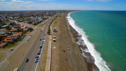 Misterio en Chubut: hallan un cráneo humano dentro de una bolsa en Playa Unión