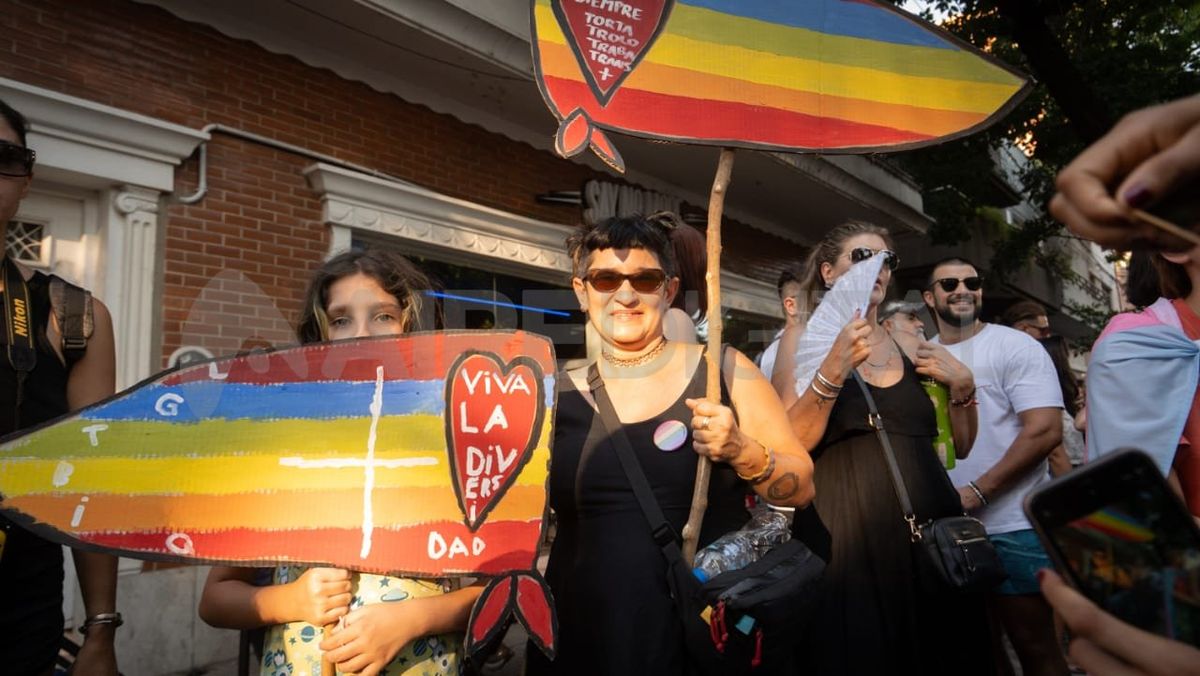 La Marcha Federal Antifascista y Antirracista se realizó este sábado en Santa Fe. La Marcha Federal Antifascista y Antirracista se realizó este sábado en Santa Fe.