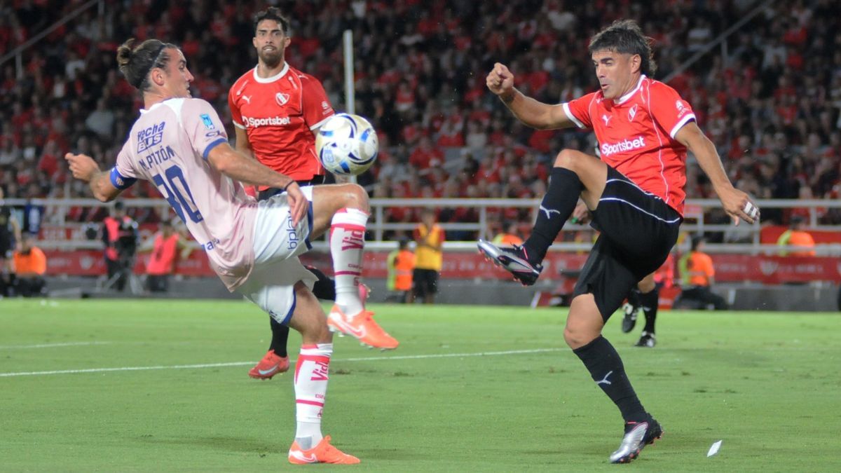 Uni&oacute;n e Independiente protagonizaron un partido de locos y empataron 4 a 4 en el Libertadores de Am&eacute;rica.