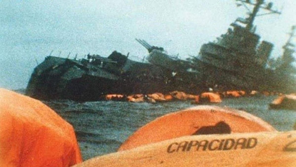 El ARA General Belgrano se hundió tras ser alcanzado por torpedos británicos en 1982.