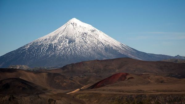 Detectaron actividad en el volcán Lanín tras más de 100 años
