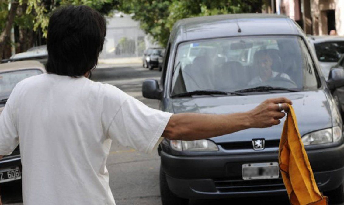 Controlar O Prohibir Los Cuidacoches El Debate Que Atraviesa Al Concejo En Santa Fe 6554