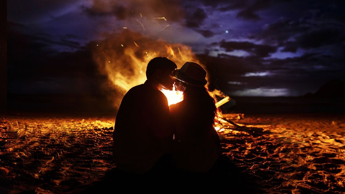 Un beso mariposa es un acto muy íntimo, pues requiere una profunda cercanía.