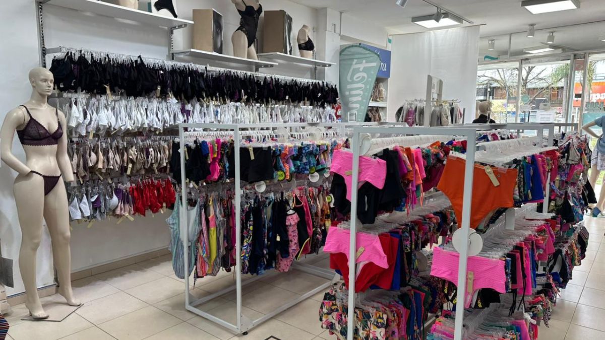 En Felina Lencería se puede armar la bikini a gusto, combinando talles, modelos y colores. En Felina Lencería se puede armar la bikini a gusto, combinando talles, modelos y colores.
