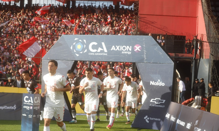 Huracán de Buenos Aires y Estudiantes de La Plata jugarán en Rosario por la Copa Argentina. Huracán de Buenos Aires y Estudiantes de La Plata jugarán en Rosario por la Copa Argentina.
