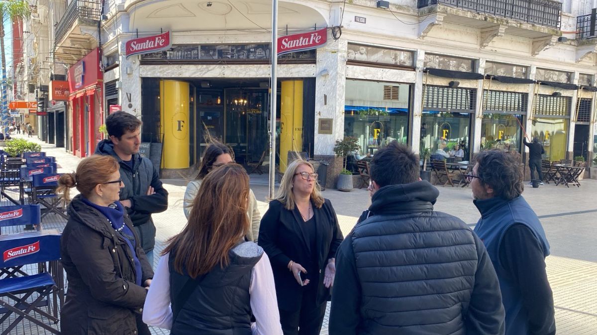 Comerciantes de la Peatonal San Martín dialogaron con AIRE este miércoles