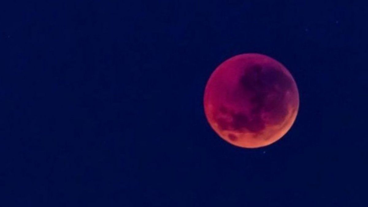 &iquest;La superluna rosa es de color rosa?