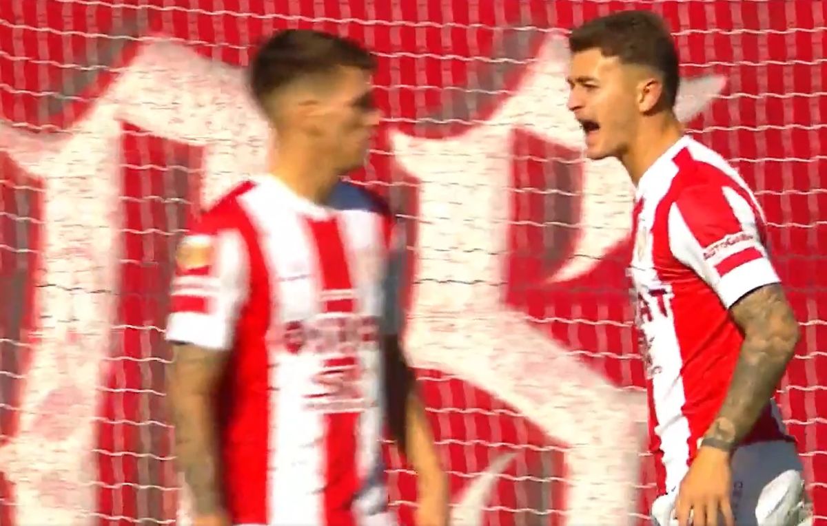 Franco Calderón evitó la caída del arco de Unión en el duelo ante Newells