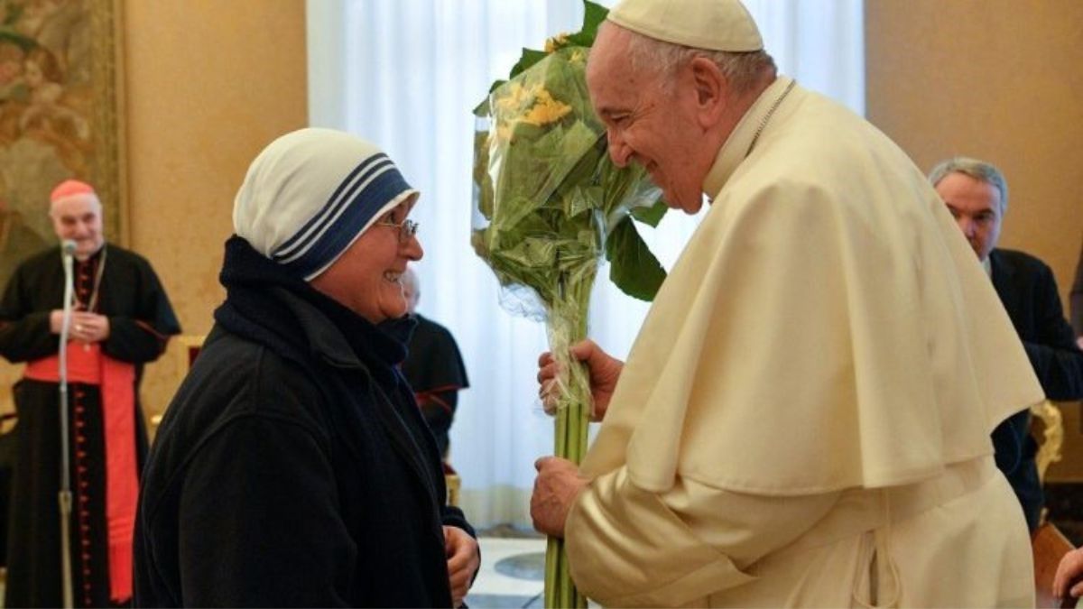 El Papa Francisco cumple 86 años&nbsp; y recibió a la Delegación Madre Teresa.
