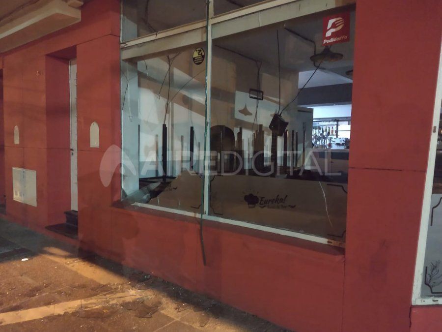 El bar abri&oacute; el 14 de marzo