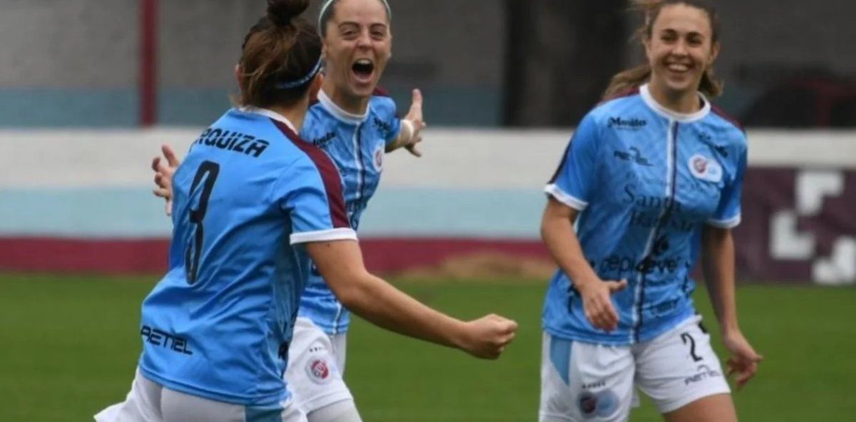 UAI Urquiza venció a Estudiantes de La Plata y es el líder del torneo femenino de Primera