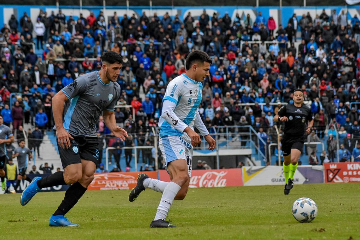 Temperley le cortó el invicto de 33 partidos a Gimnasia y Tiro en Salta.