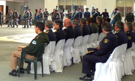 Pasaba por subjefe policial para realizar capacitaciones: lo descubrieron y deberá pagar Pasaba por subjefe policial para realizar capacitaciones: lo descubrieron y deberá pagar