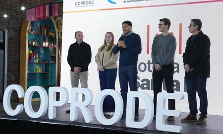 Más de 350 dirigentes deportivos de toda la provincia participaron del Segundo Congreso para Dirigentes Deportivos en La Redonda. Más de 350 dirigentes deportivos de toda la provincia participaron del Segundo Congreso para Dirigentes Deportivos en La Redonda.