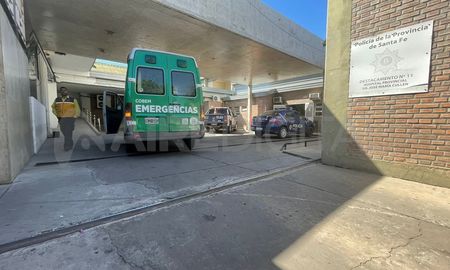 Los médicos detectaron que la víctima sufrió una fractura en una de sus piernas. Los médicos detectaron que la víctima sufrió una fractura en una de sus piernas.