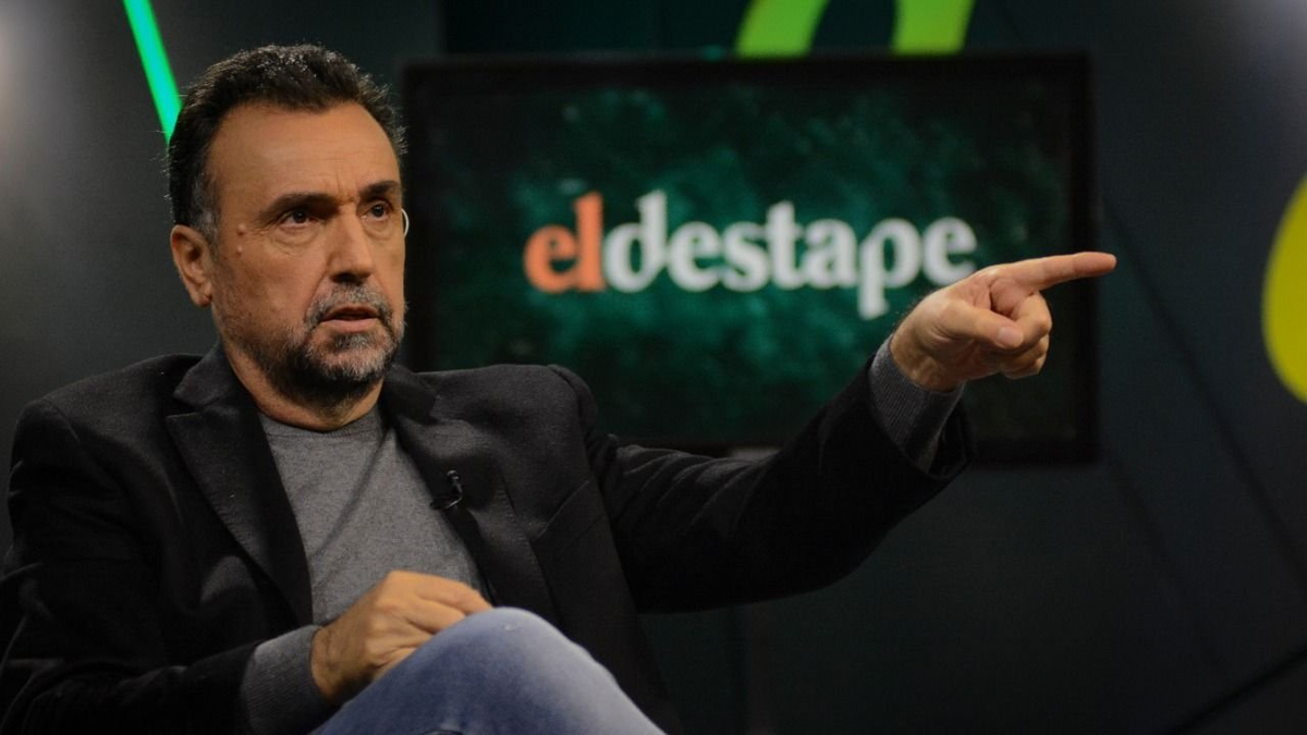 Denunciaron a Roberto Navarro por Incitación a la violencia colectiva&nbsp;