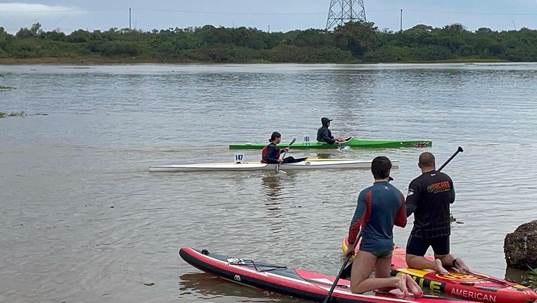 Más de 130 palistas participaron del torneo de canotaje de velocidad en la Laguna Setúbal
