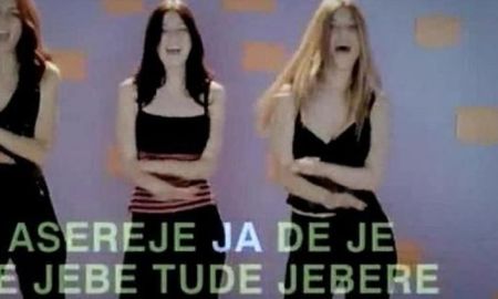 El vídeo Oficial de Aserejé de Las Ketchup. El vídeo Oficial de Aserejé de Las Ketchup.