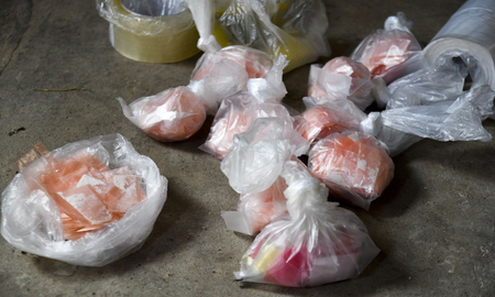 Cocaína adulterada: en Buenos Aires ya hay 6 detenidos y se pide la imputación por homicidio agravado. Cocaína adulterada: en Buenos Aires ya hay 6 detenidos y se pide la imputación por homicidio agravado.