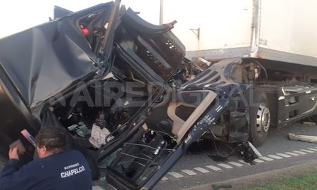 Accidente en la Autopista Rosario - Santa Fe Accidente en la Autopista Rosario - Santa Fe