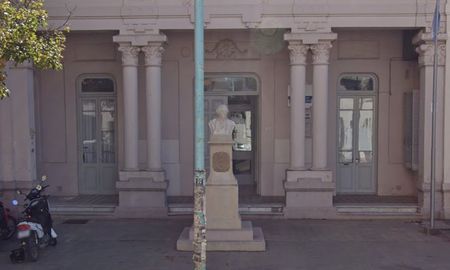 El procedimiento se dio en inmediaciones del establecimiento educativo. El procedimiento se dio en inmediaciones del establecimiento educativo.