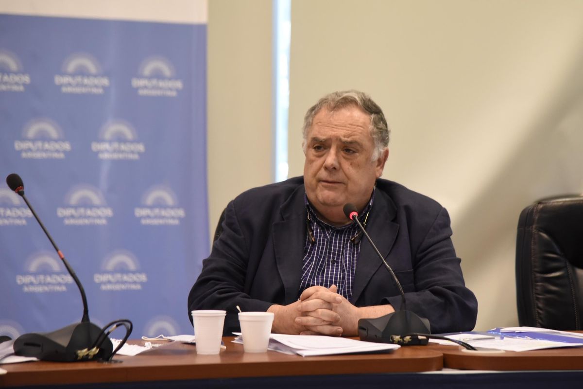 Uno de los primeros en hacer pública la idea de la renuncia de Massa fue el diputado nacional Eduardo Valdés.