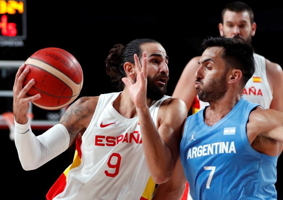 La Selección Argentina de básquet perdió con España y complicó su clasificación en los Juegos Olímpicos de Tokio.