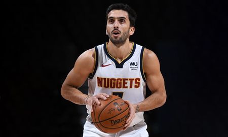 Facundo Campazzo tuvo una buena actuación en el triunfo de los Denver Nuggets ante Los Ángeles Clippers por la NBA. Facundo Campazzo tuvo una buena actuación en el triunfo de los Denver Nuggets ante Los Ángeles Clippers por la NBA.