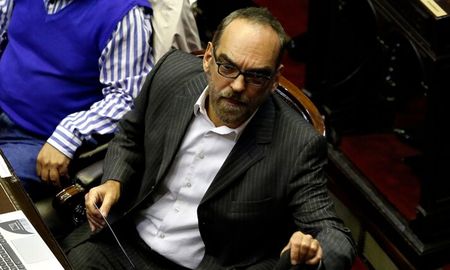 Los motivos de la iniciativa son las manifestaciones públicas del legislador instando a la violencia y al odio hacia las mujeres y sus acusaciones basadas en suposiciones que poseen un alto contenido de violencia de género mediática, simbólica, política y psicológica. Los motivos de la iniciativa son las manifestaciones públicas del legislador instando a la violencia y al odio hacia las mujeres y sus acusaciones basadas en suposiciones que poseen un alto contenido de violencia de género mediática, simbólica, política y psicológica.