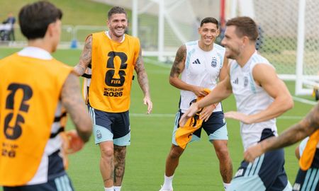 Scaloni no reveló el once que jugará ante Inglaterra. Scaloni no reveló el once que jugará ante Inglaterra.