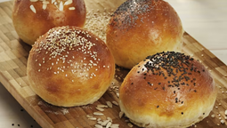 altText(Pan de hamburguesa exprés: el secreto para que salgan esponjosos y suaves en poco tiempo)}