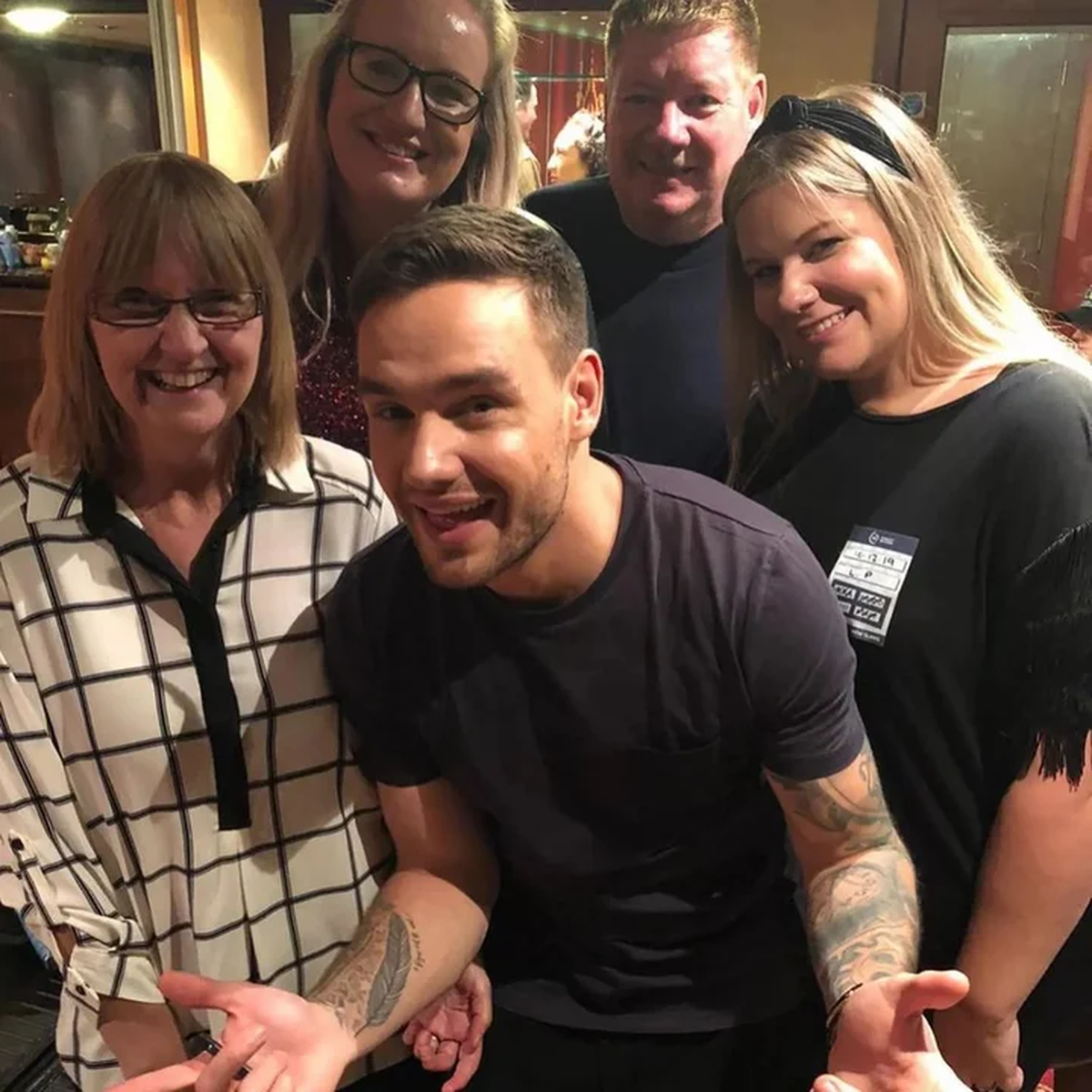  Liam Payne junto a su familia. Liam Payne junto a su familia.