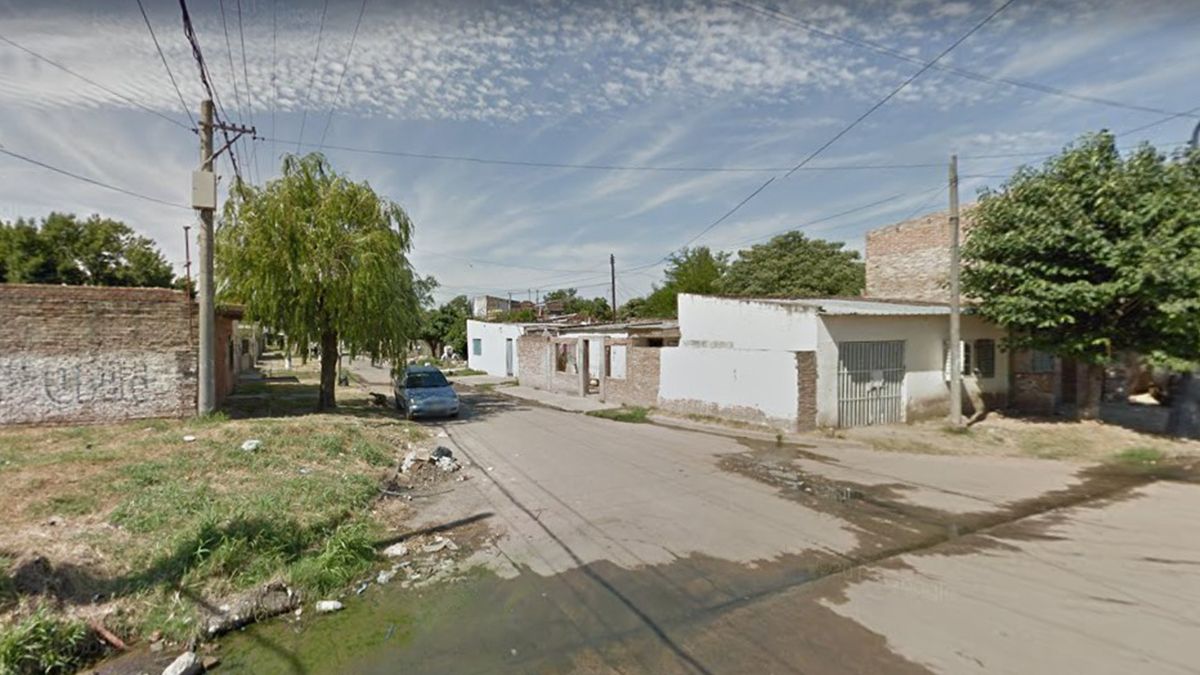 Cercanías de Lavalle y Azcuénaga